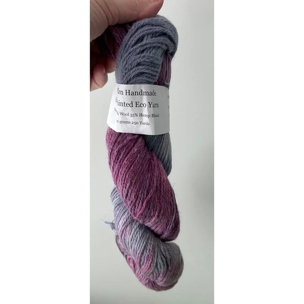 Handmade Painted Eco Yarn Iris Purple Grey 65% Wool 35% Hemp 250 Yards 100g - Picture 3 of 3